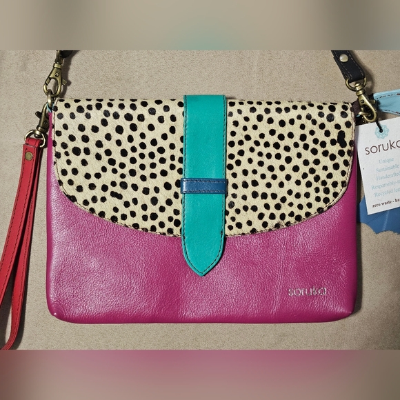 Soruka Pink and Teal Crossbody Purse with Animal Print - NEW WITH TAGS - Picture 2 of 5
